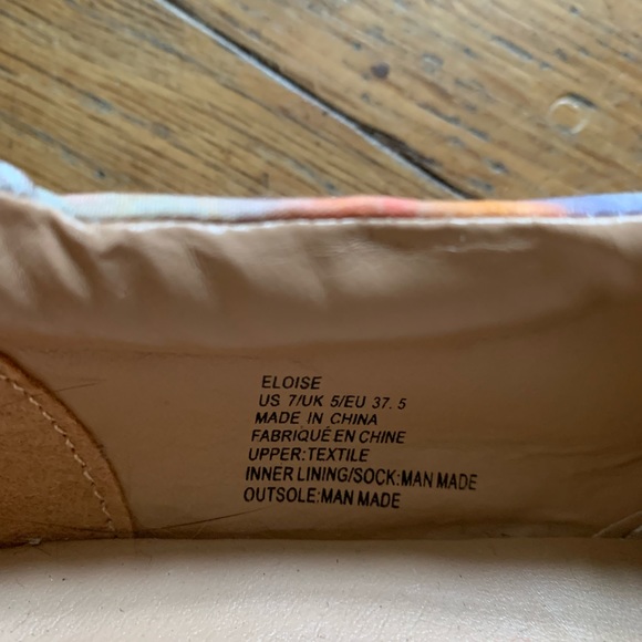 💥HOST PIC💥BNIB Tie Dye Shoes - Picture 6 of 6